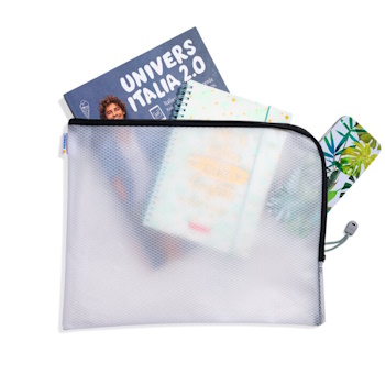 HERMA Universaltasche im A4+-Format mit mehreren Notizbüchern und einem Kartenetui. Die Notizbücher sind in verschiedenen Farben und Designs erhältlich.