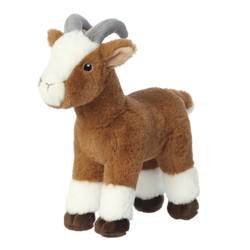 Plüschziege mit braunem Fell, weißen Beinen und kleinen Hörnern. Das Tier steht aufrecht und hat ein freundliches Gesicht.