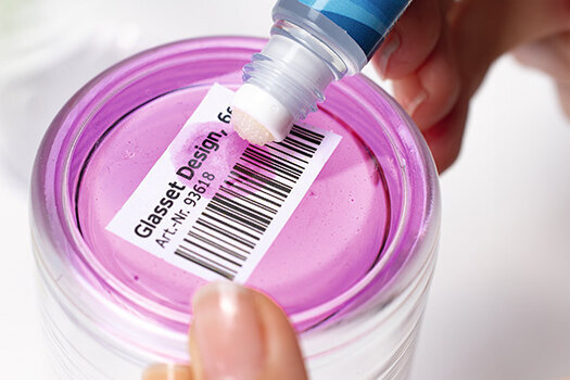 Schnellhefter mit Unterlagen und der Verwendung von Lochverstätkungsringen