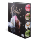 Ein aufgeschlagenes Menü mit dem Titel "Gelati", das verschiedene Eissorten zeigt, darunter Schokoladen-, Erdbeer- und Pistazien-Eis.