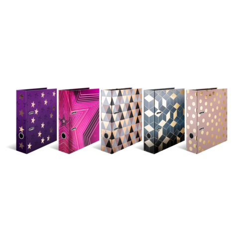 Fünf Ordner in verschiedenen Designs: lila mit Sternen, pink mit Streifen und geometrische Muster in Schwarz und Gold.