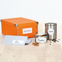 Anwendungsbeispiele für Universaletiketten auf unterschiedlichen Objekten