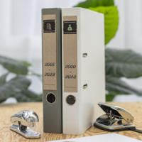 Ordner beklebt mit Silphie Ordneretiketten