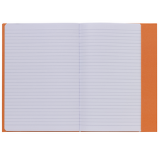 Ein offenes Notizbuch mit linierten Seiten und einem orangefarbenen Einband.