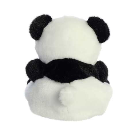 Plüschpanda von hinten, mit den typischen schwarzen Ohren und einem runden Körper. Weiches, weißes und schwarzes Fell.
